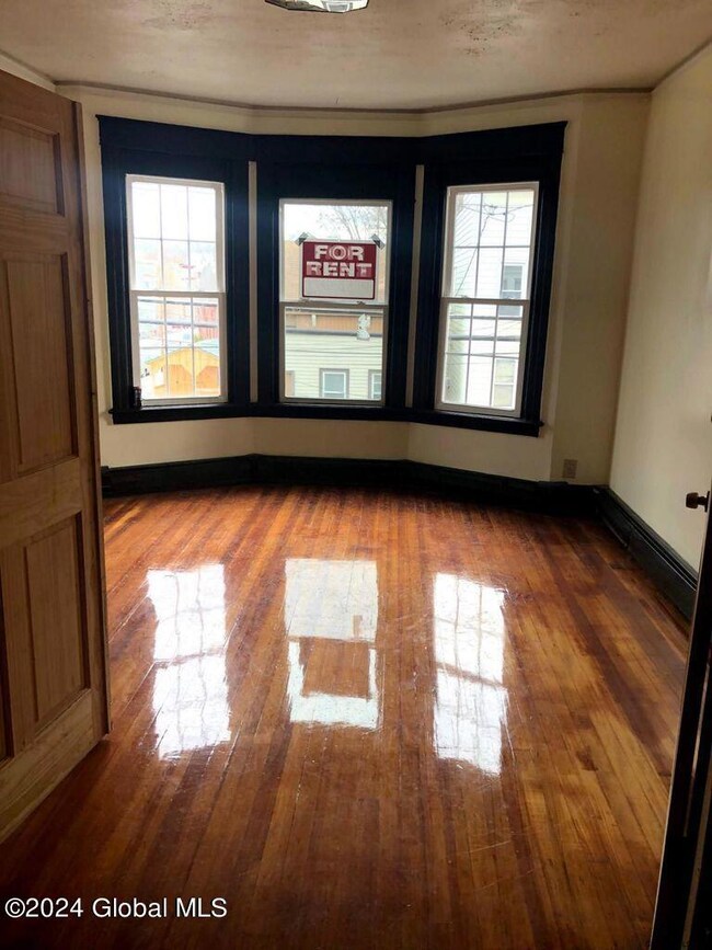 65 Quail St, Albany, NY 12206 - photo 2