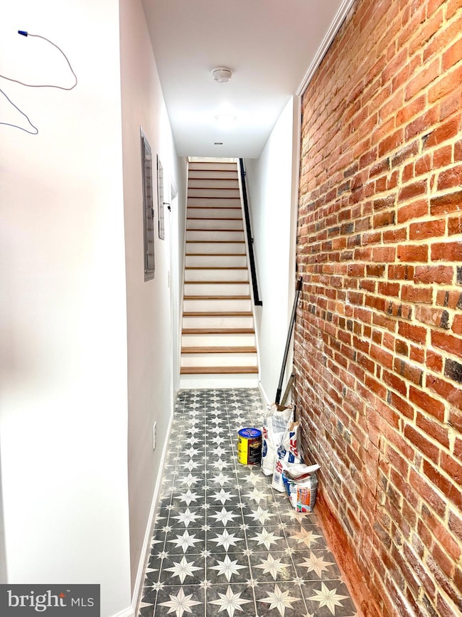 781 S 3rd St unit 2, Philadelphia, PA 19147 - photo 2