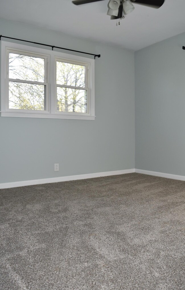 109 Robin Dr, Portland, TN 37148 - photo 5