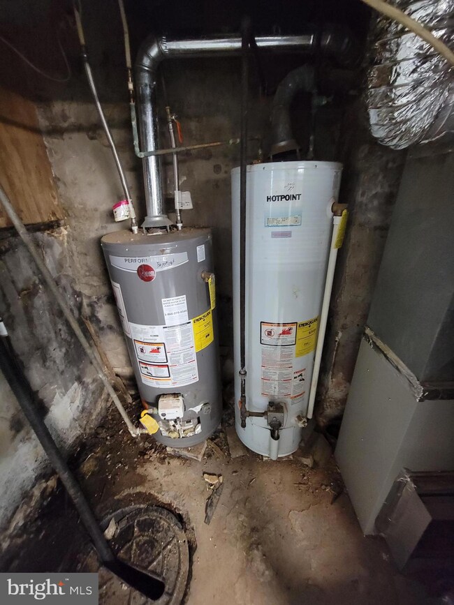 1631 W North Ave, Baltimore, MD 21217 - photo 6