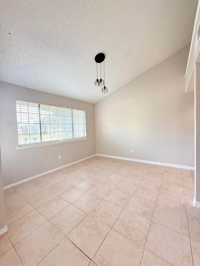 5916 Timbercrest Dr, Arlington, TX 76017 - photo 5