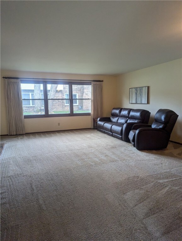 2139 Providence Ct unit B4, Eau Claire, WI 54703 - photo 5