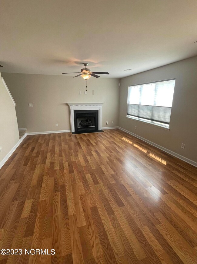 405 Duncan Dr S, Richlands, NC 28574 - photo 4