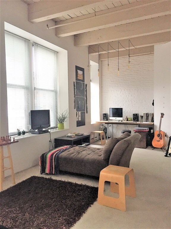 Marketplace Lofts unit 416, Boston, MA 02113 - photo 2
