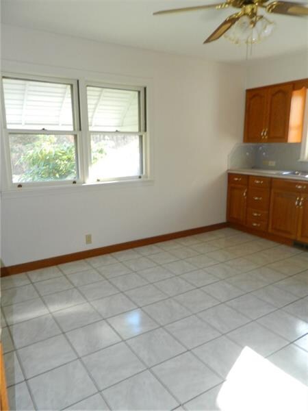 Large bright eat in kitchen