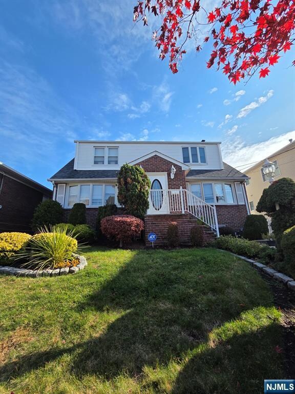 214 Newark Ave unit 2, Lyndhurst, NJ 07071 - photo 2