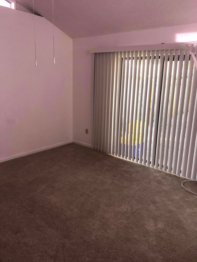 1050 Summit Trail Cir unit A, West Palm Beach, FL 33415 - photo 3