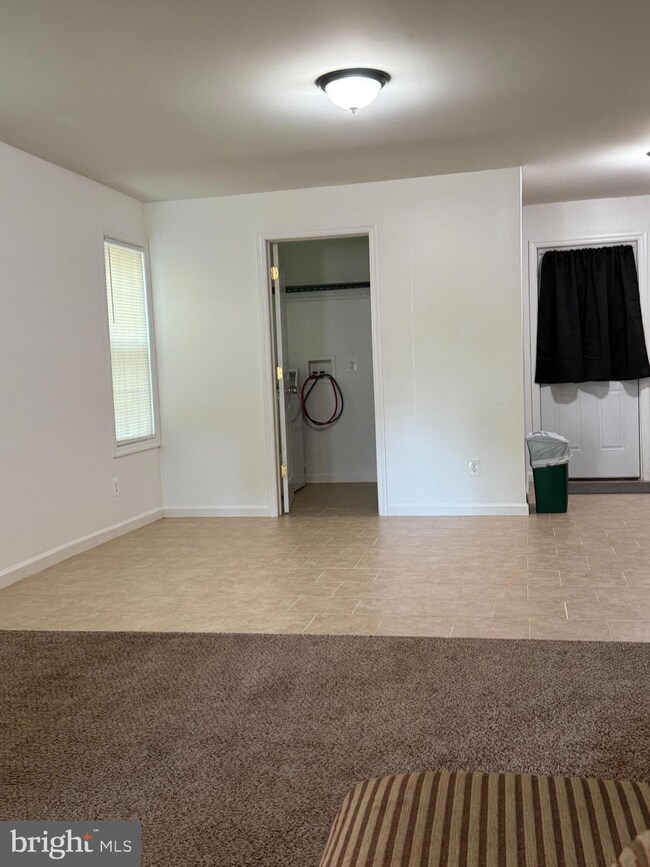 577 Nassau Ave unit 579, Paulsboro, NJ 08066 - photo 5