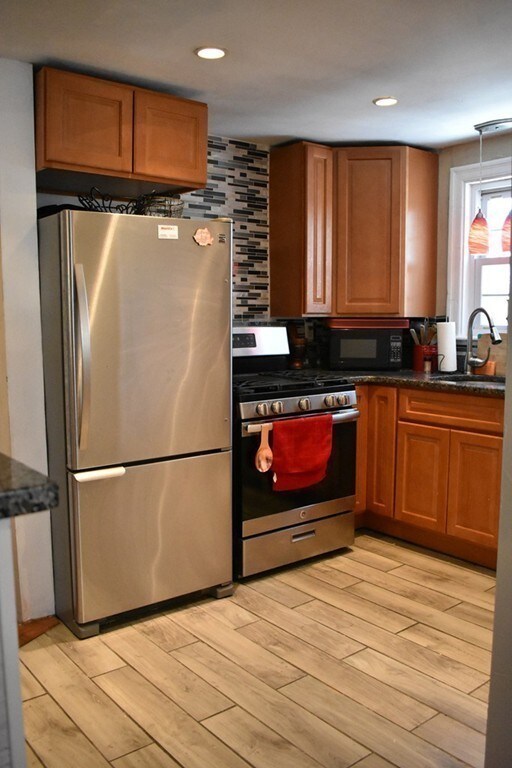 35 Grew Hill Rd unit 2, Roslindale, MA 02131 - photo 7