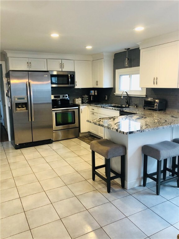 178 Mountain Laurel Dr, Cranston, RI 02920 - photo 6