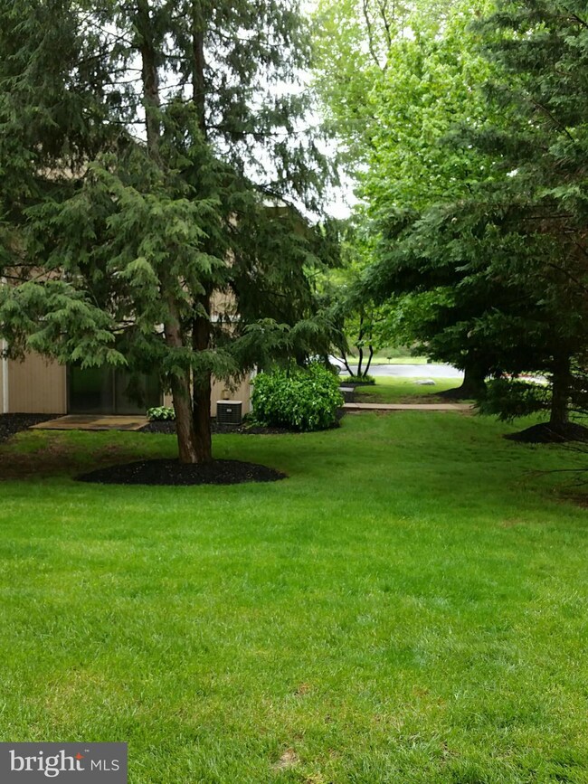 1034 Brinker Dr unit 102, Hagerstown, MD 21740 - photo 4