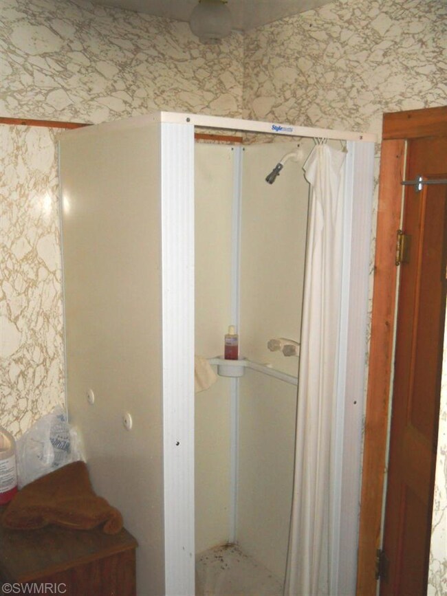 9658 S Woodbine Ave, Baldwin, MI 49304 - photo 4