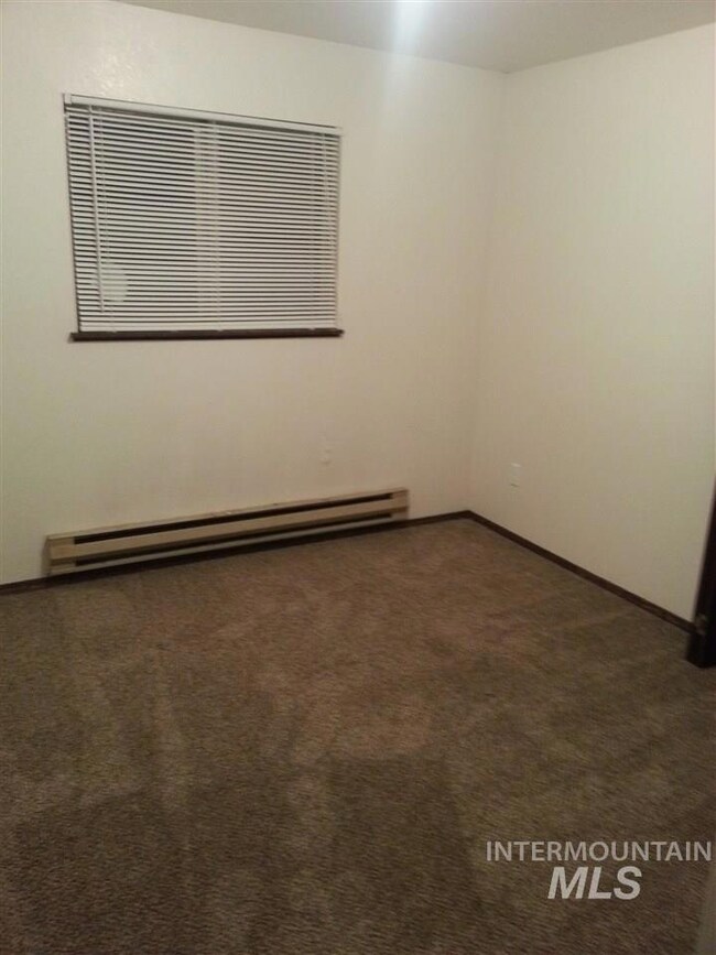 1216 Fern St, Nampa, ID 83686 - photo 7