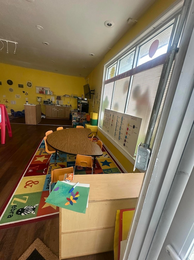 3477 N 2nd St, Milwaukee, WI 53212 - photo 3