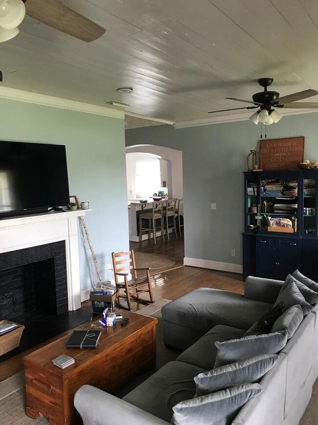 406 S Woolfork Ave, Donalsonville, GA 39845 - photo 2