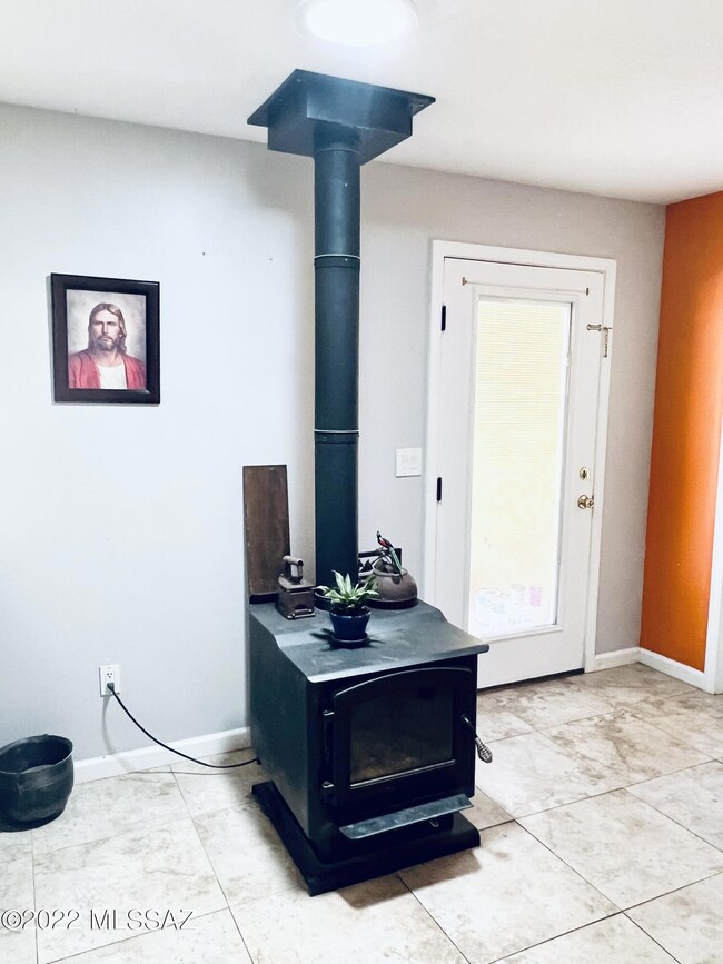 Wood burning stove