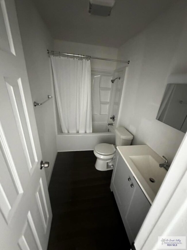 214 W Huisache St unit 7, South Padre Island, TX 78597 - photo 5