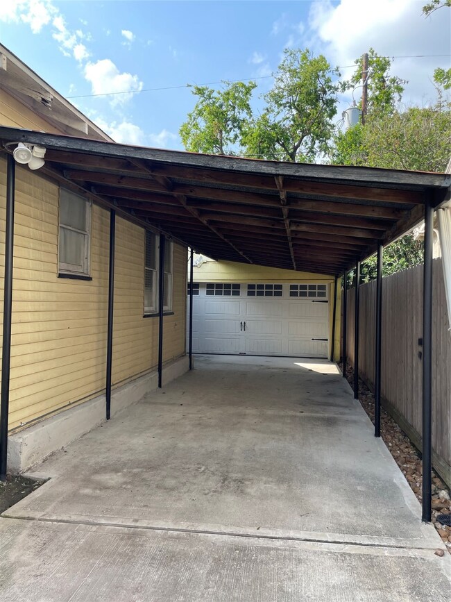 1127 Walling St unit 3, Houston, TX 77009 - photo 3