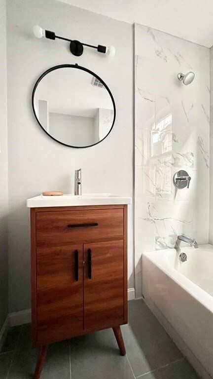 21 Conwell St unit 1, Somerville, MA 02143 - photo 2