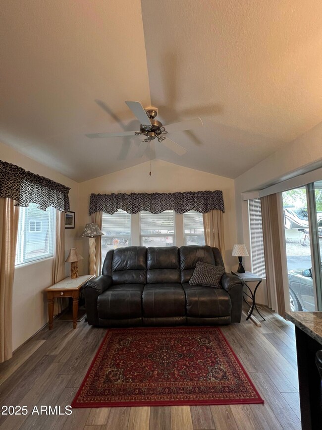 33900 S Old Black Canyon Hwy unit 62, Black Canyon City, AZ 85324 - photo 5