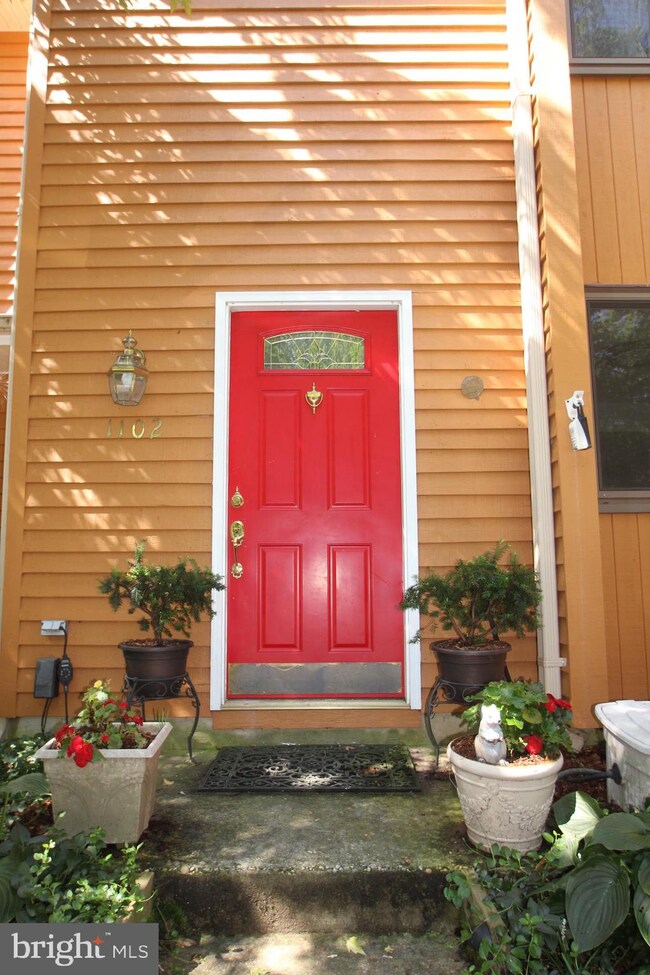 1102 Commanders Way S, Annapolis, MD 21409 - photo 3