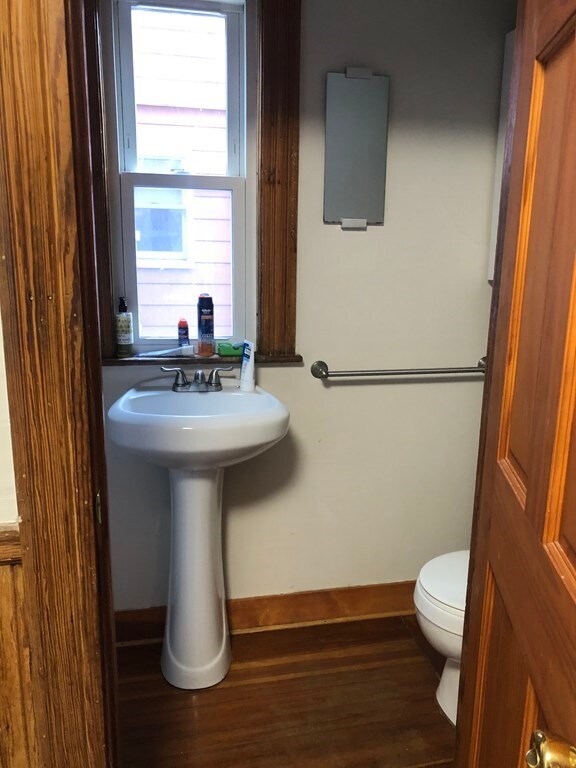 151 Elm St unit 1, Somerville, MA 02144 - photo 4