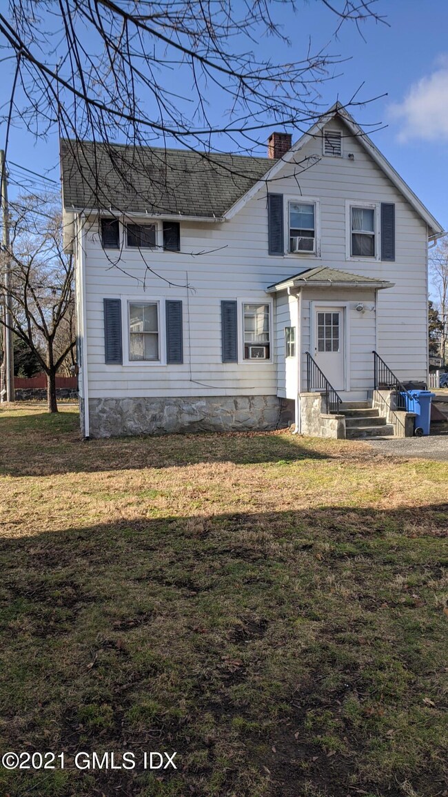 25 Orchard St, Cos Cob, CT 06807 - photo 2