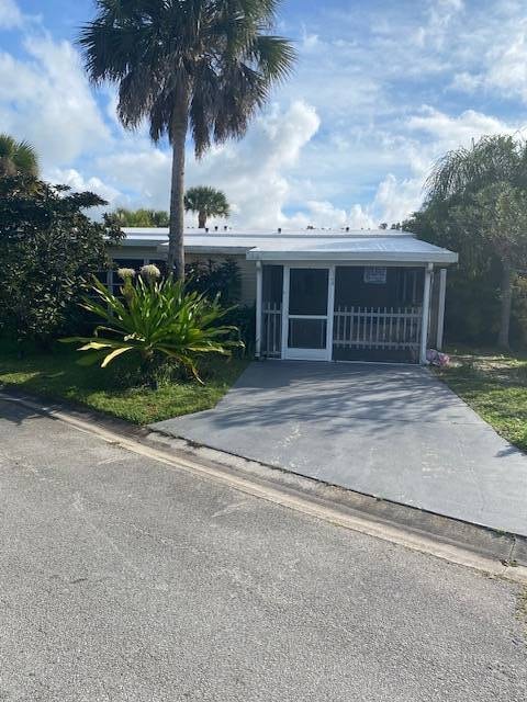 7300 20th St unit 624, Vero Beach, FL 32966 - photo 2