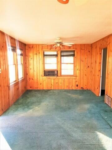 (U) Living Room (1)
