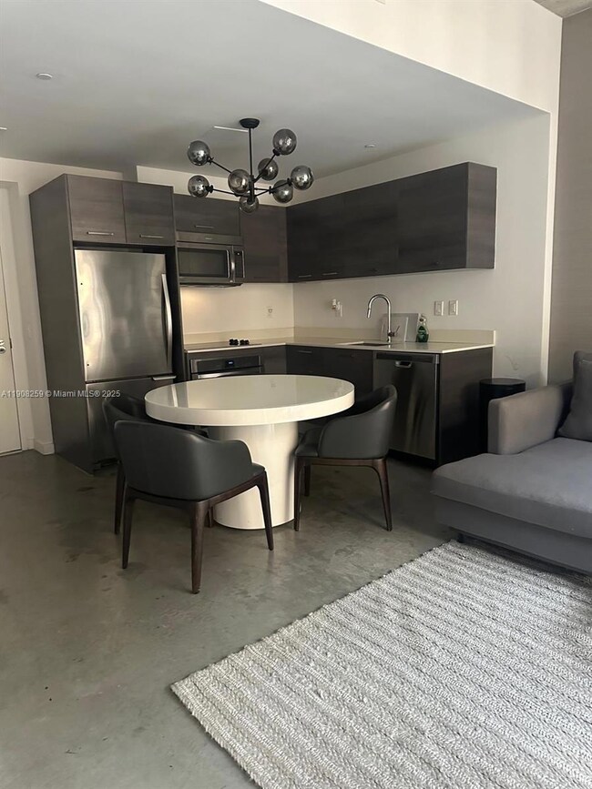 Centro unit 903, Miami, FL 33131 - photo 2