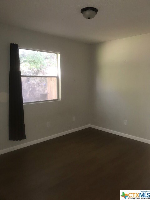 707 Bracewood Cir unit A, San Marcos, TX 78666 - photo 5