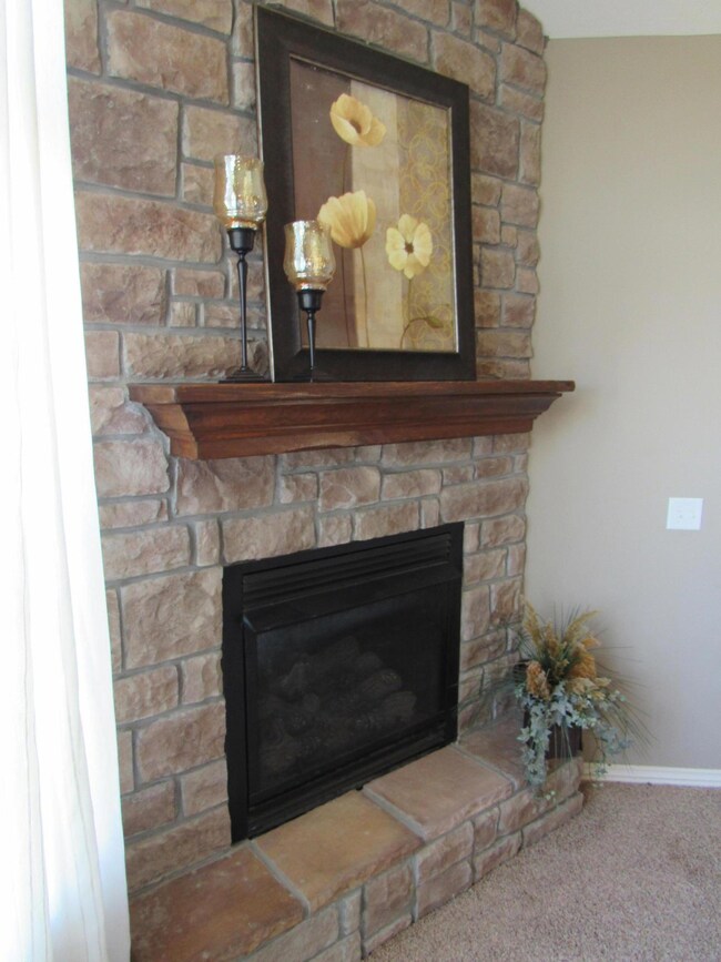 1719 E Blockade Ct, Republic, MO 65738 - photo 4