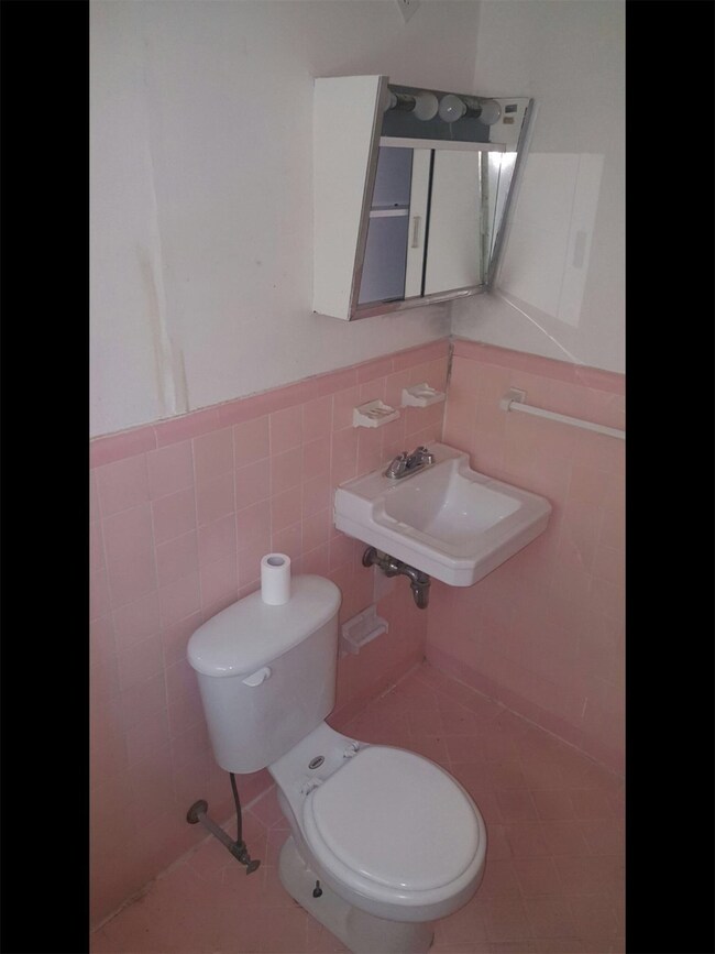 2402 Driscoll St unit D, Houston, TX 77019 - photo 3