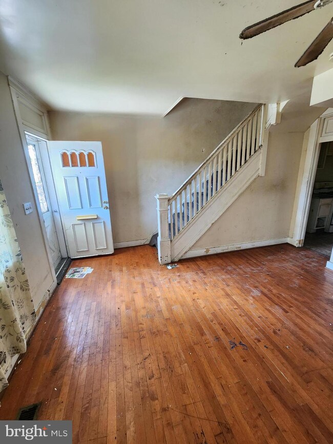 2728 Lauretta Ave, Baltimore, MD 21223 - photo 3