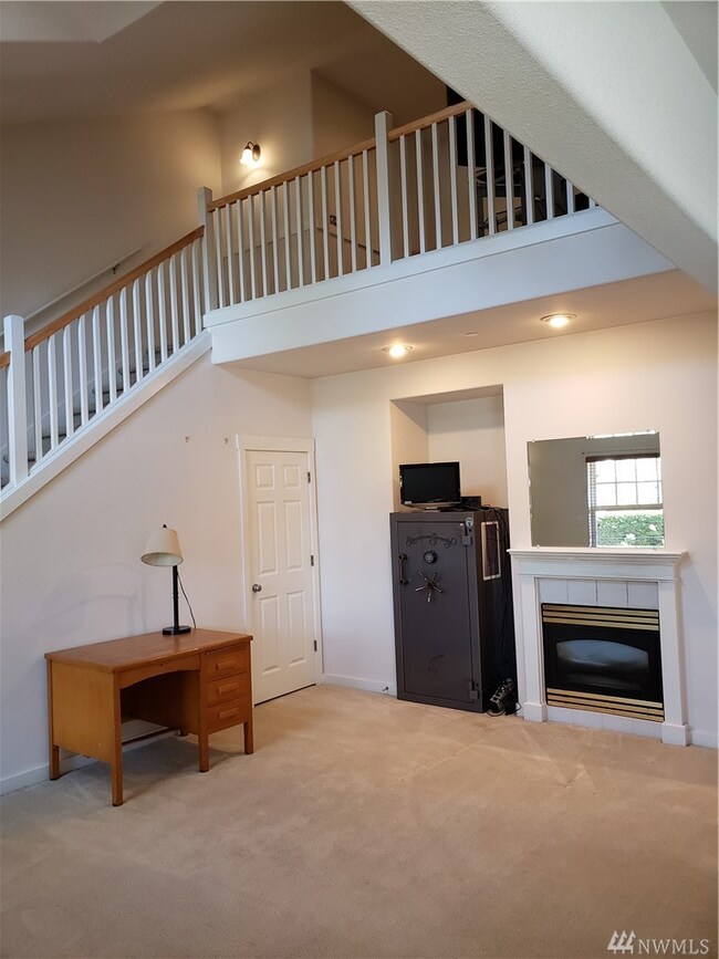 1442 Heath Ct unit 11B, Dupont, WA 98327 - photo 3