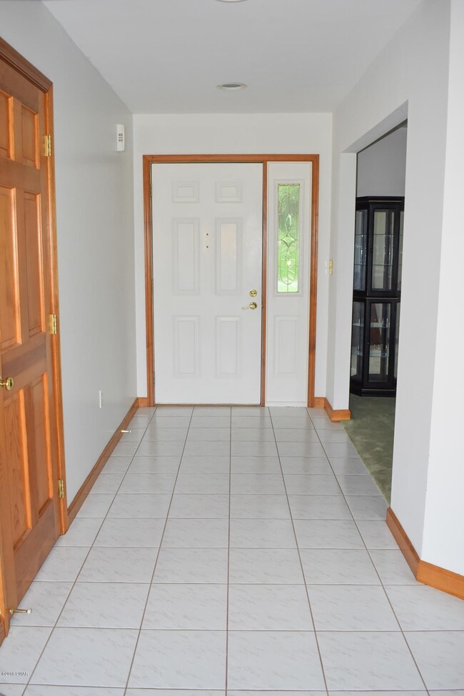 27 Grell Rd, Hawley, PA 18428 - photo 5