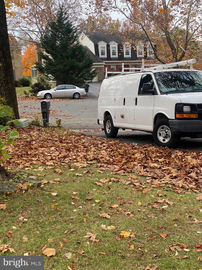 7113 Sandown Cir unit 303, Windsor Mill, MD 21244 - photo 5