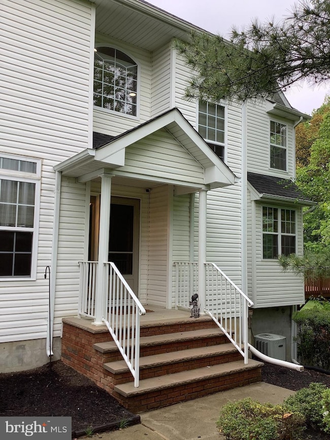 48 Frost Ln, East Windsor, NJ 08520 - photo 2