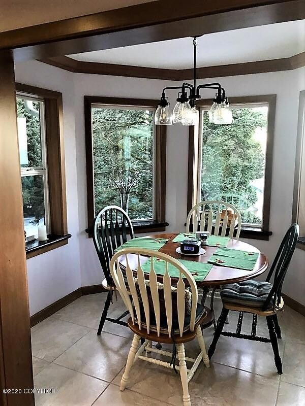 2156 Monashka Way - Dining area