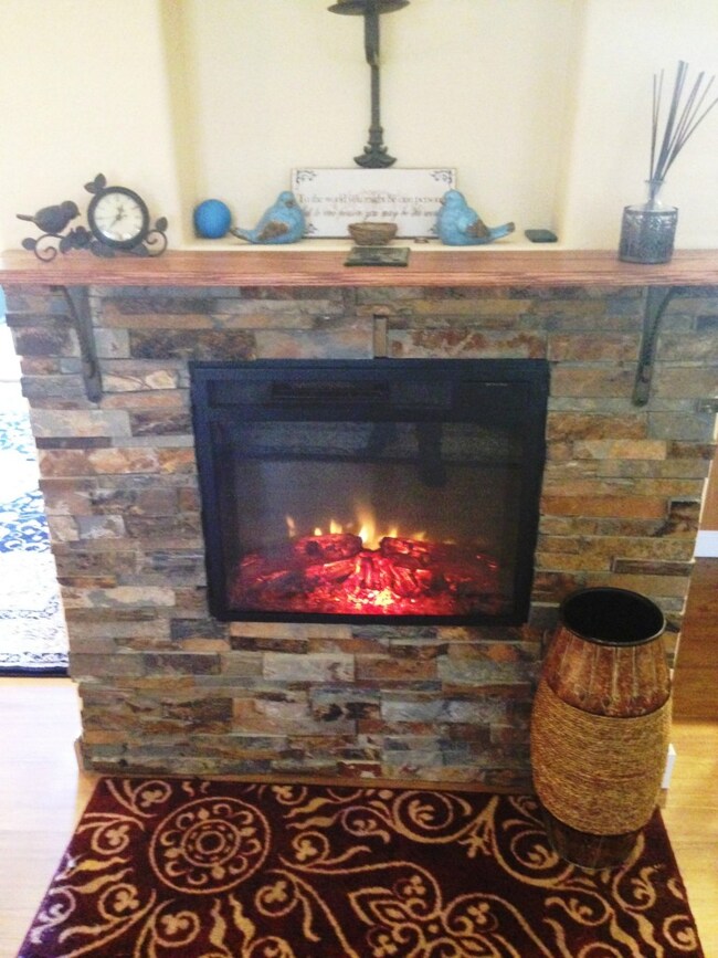 17509 Scenic Shores Ct SE, Yelm, WA 98597 - photo 2