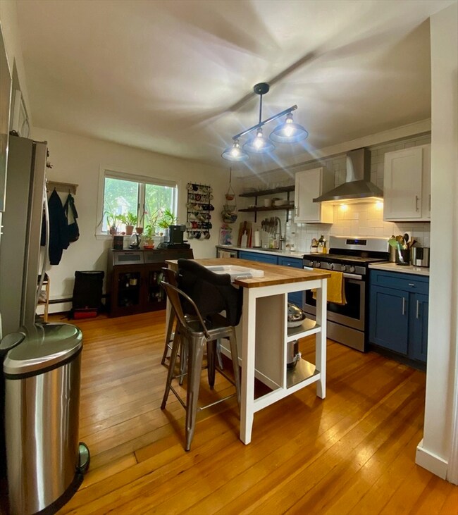 13 R Lincoln Rd, Newton, MA 02458 - photo 2