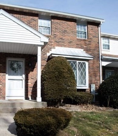 84 Fuller St unit 5, Ludlow, MA 01056 - photo 2