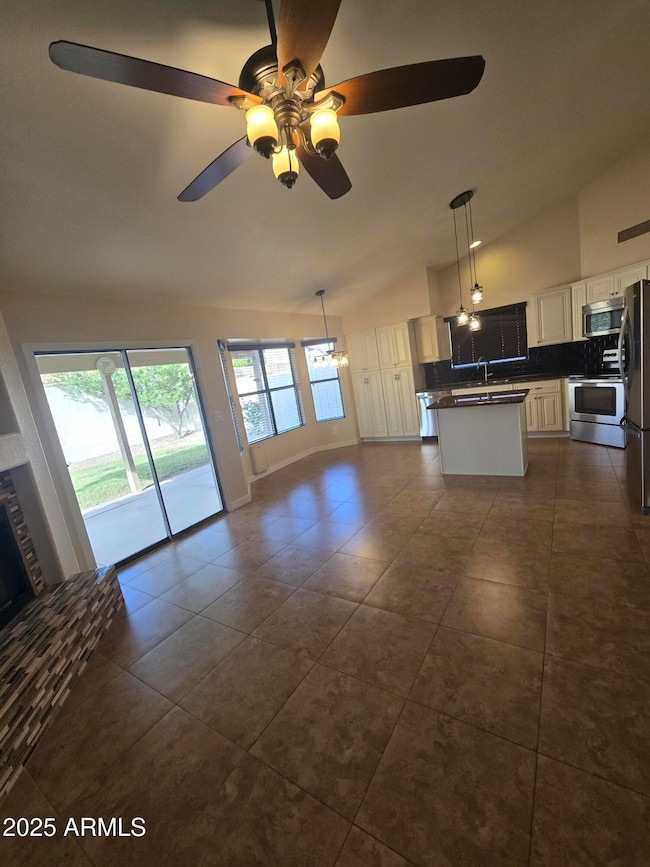 2520 E Granite View Dr, Phoenix, AZ 85048 - photo 4