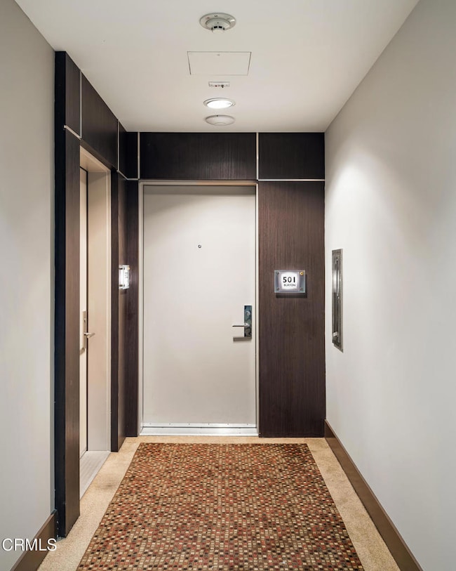 133 S Los Robles Ave unit 501, Pasadena, CA 91101 - photo 2