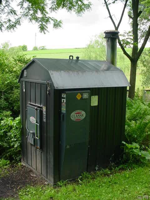 791 Gall Rd, Easton, PA 18040 - photo 4