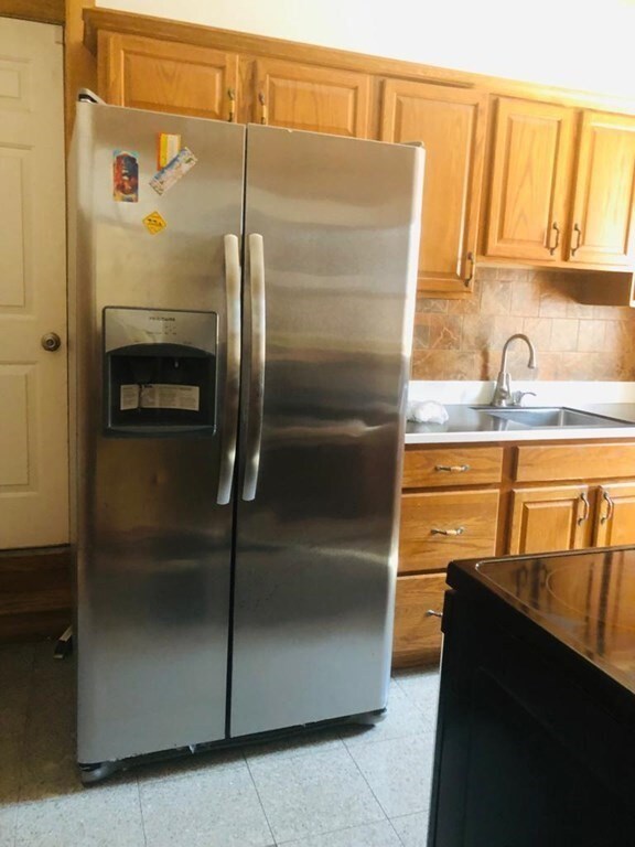 68 Newhall St unit 2, Lynn, MA 01902 - photo 2