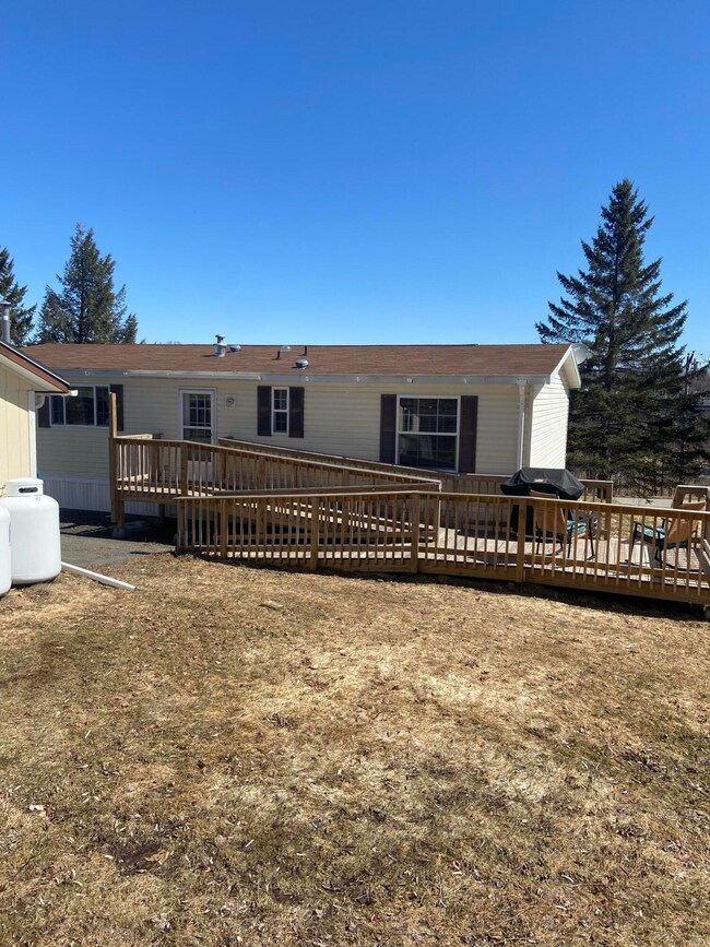 12 Stoddard St, Milo, ME 04463 - photo 5