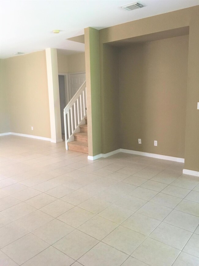 2305 Center Stone Ln, Riviera Beach, FL 33404 - photo 2