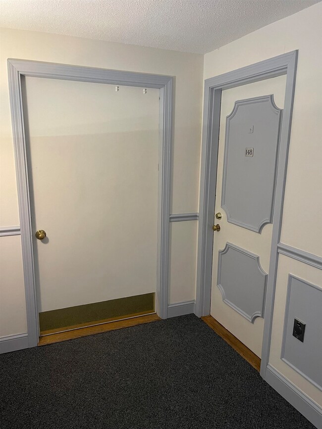 148 Cannongate Rd unit 3, Nashua, NH 03063 - photo 3