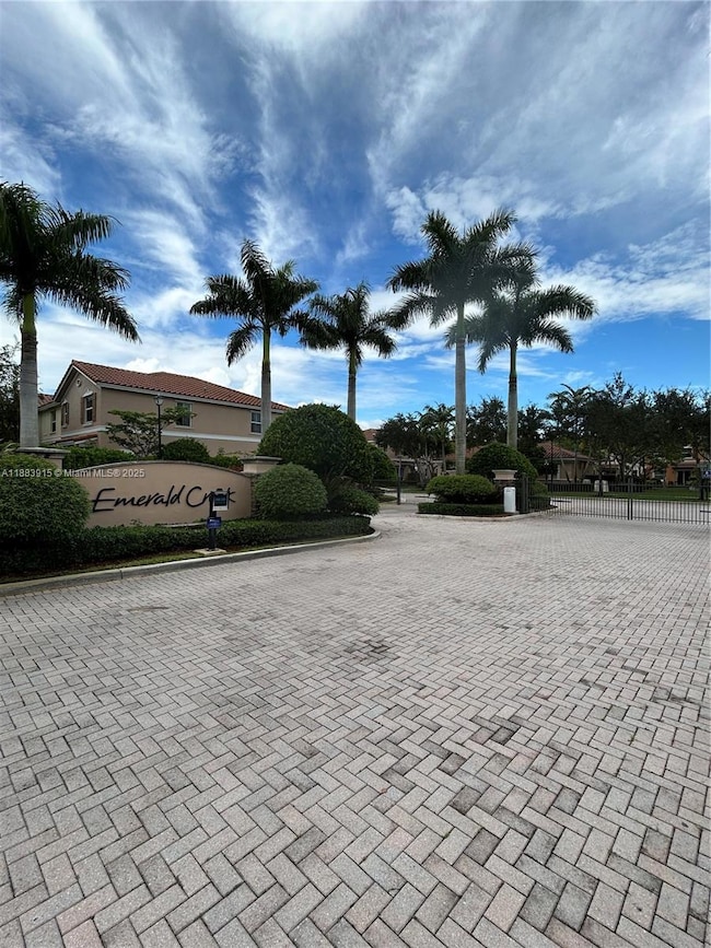 12434 Emerald Creek Manor, Davie, FL 33325 - photo 2